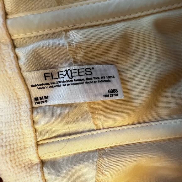Maidenform Fleexees Cream Corsette Waist Nipper Instant Slimmer Shapewear Medium - Picture 3 of 7
